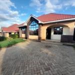 Newly Built 3-Bedroom All Ensuite House + SQ for Rent – Kenyatta Road, Muigai Inn