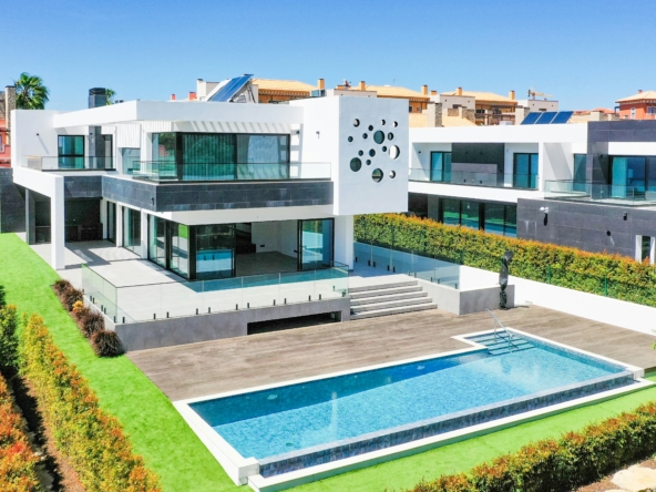 Vipingo Ridge 5BR Luxury Villa – Golf & Ocean Views
