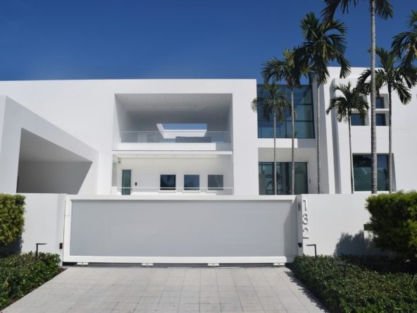 4-Bedroom Beachfront Villa for Sale in Diani – KSh 65M