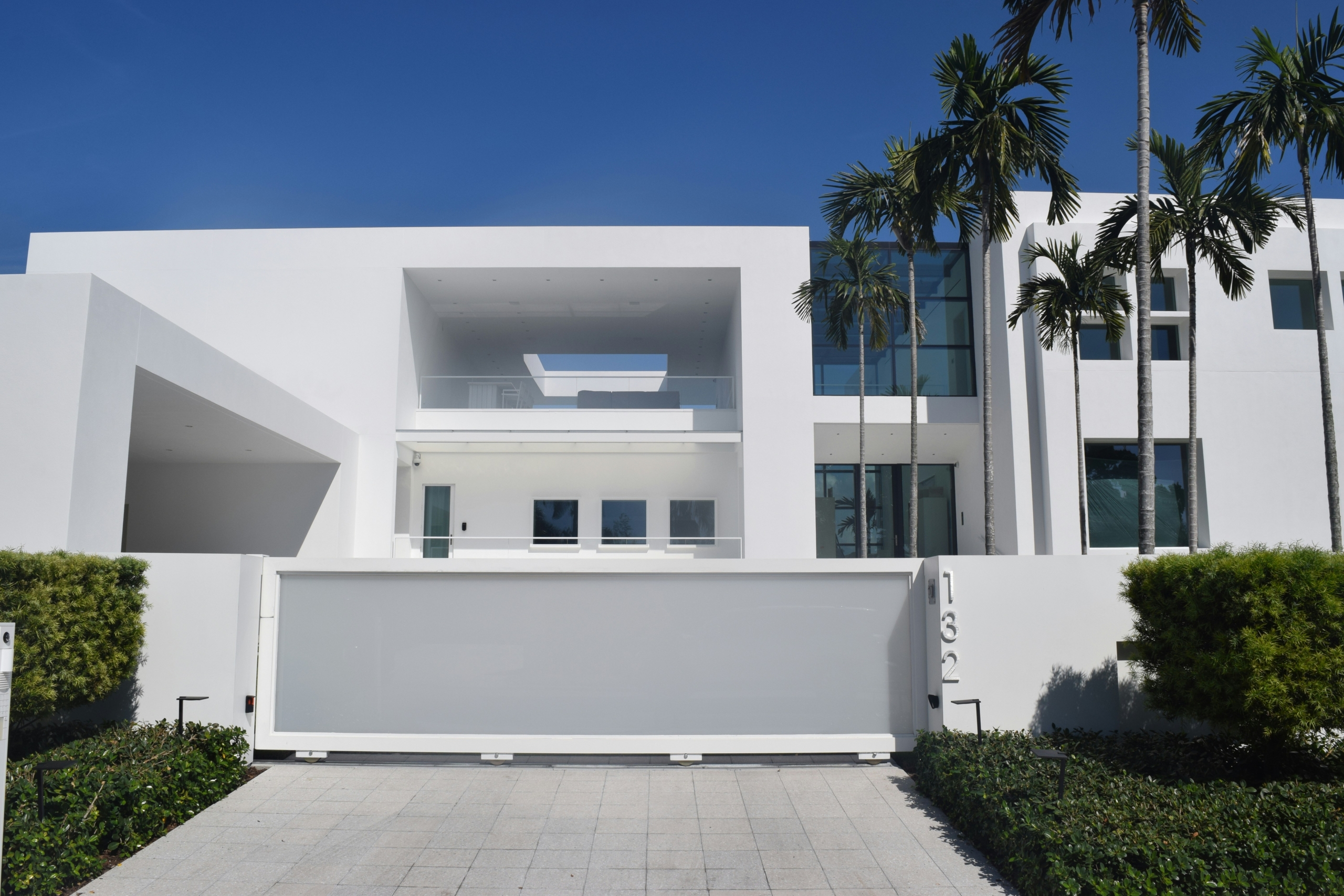 4-Bedroom Beachfront Villa for Sale in Diani – KSh 65M